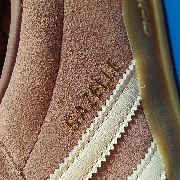 adidas Purple Sneakers with Soft Suede Upper and Classic Three Stripes - Picture 9 of 10